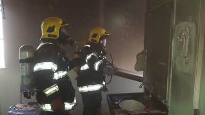 INCÊNDIO CONSULTÓRIO.