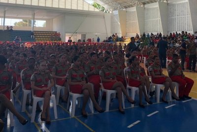 CERIMNIA DE ENTREGA DAS BOINAS VERMELHAS AOS NOVOS ALUNOS DO COLGIO MILITAR DO CBMMA