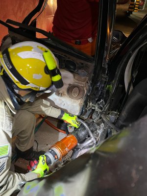 TREINAMENTO SOBRE SALVAMENTO VEICULAR