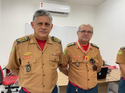 06 MILITARES DO CBMEPI FORAM CONDECORADOS PELO CORPO DE BOMBEIROS MILITAR DO ESTADO DO RIO DE JANEIRO COM A MEDALHA MRITO AVANTE BOMBEIRO